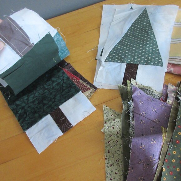 Estate Sale Vintage Handmade quilt blocks squares and fabric over 55 - Picture 8 of 9